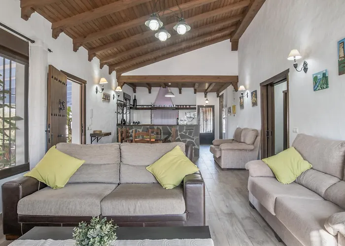 Casa Isabel * Кониль-де-ла-Фронтера